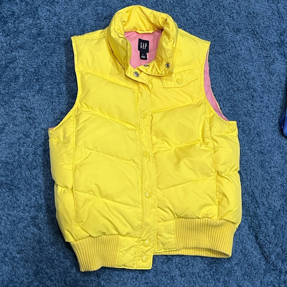 Women’s GAP Puffer Vest